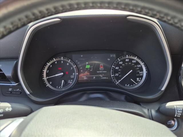 Used 2021 Toyota Highlander XSE AWD/4WD image 11