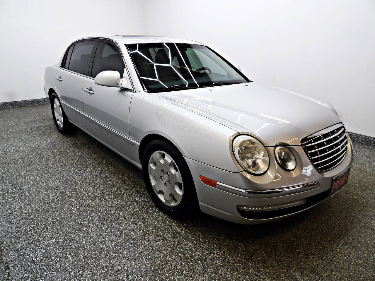 Used 2007 Kia Amanti w/ Leather Pkg image 3