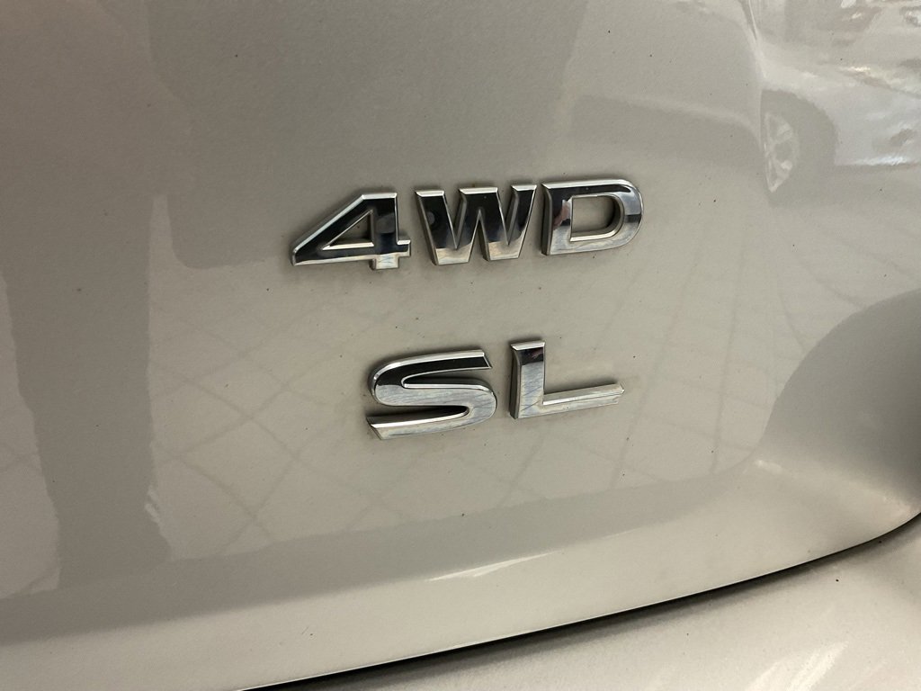 Used 2019 Nissan Pathfinder SL image 27