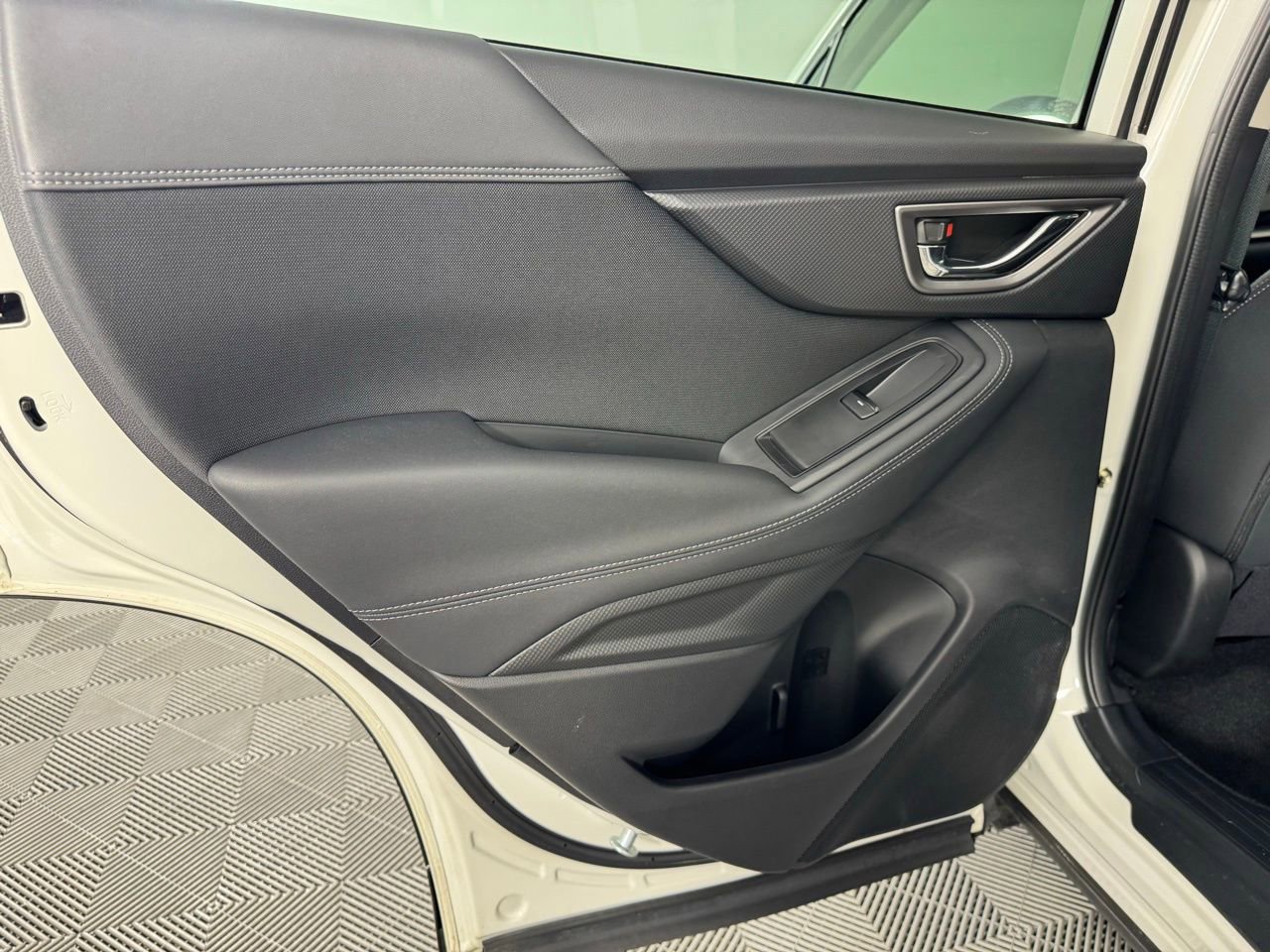 Used 2023 Subaru Forester Premium image 34