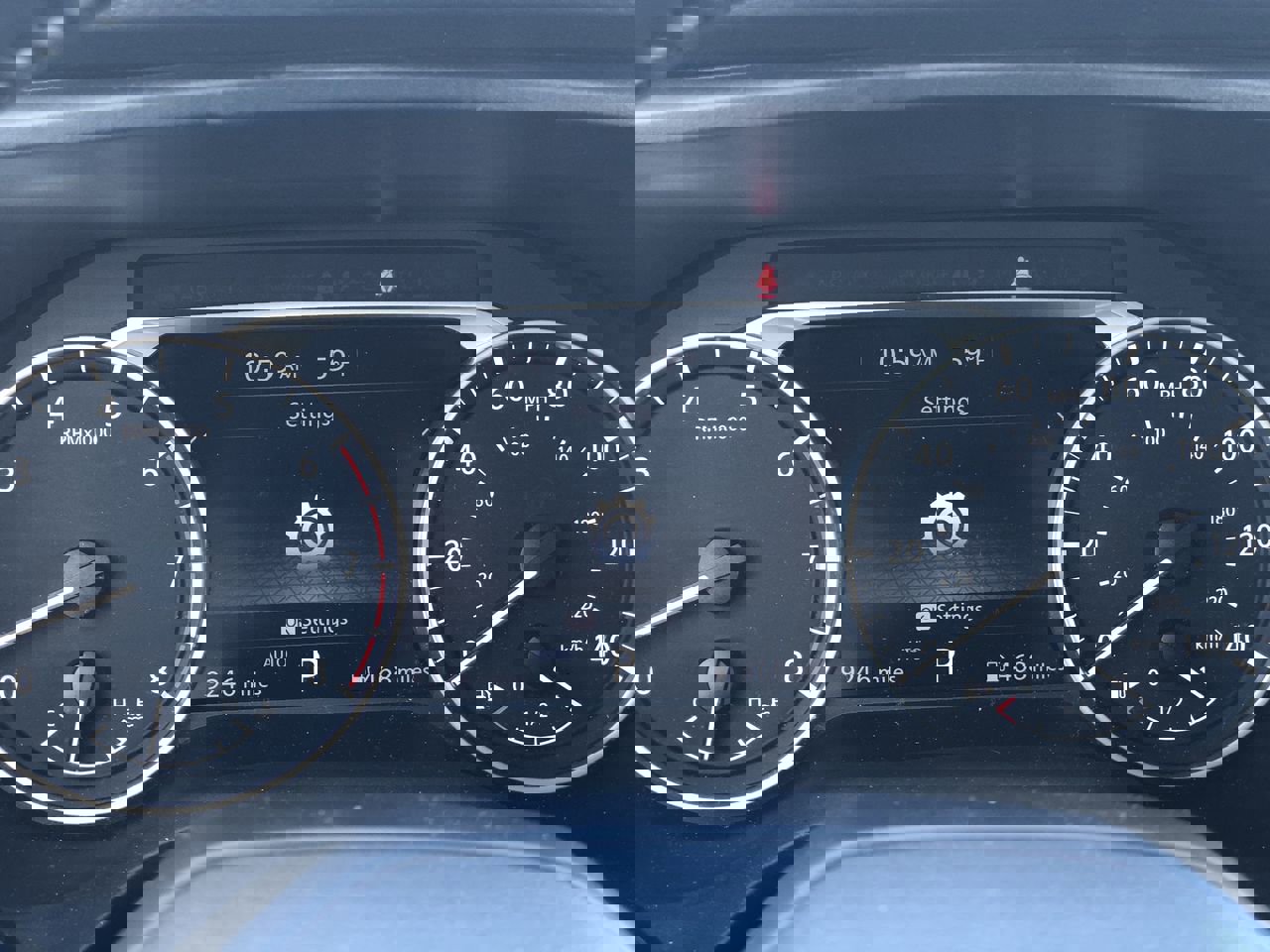 Used 2025 Nissan Rogue SV w/ SV Premium Package image 17