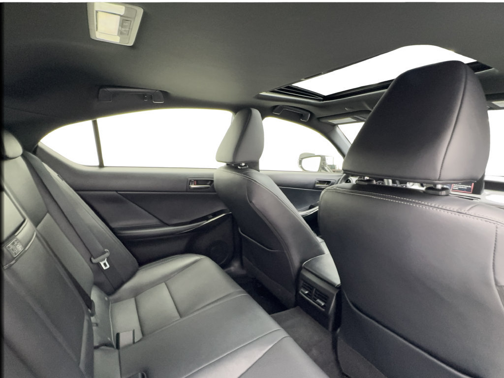 Used 2023 Lexus IS 300 w/ Comfort Package RWD image 29