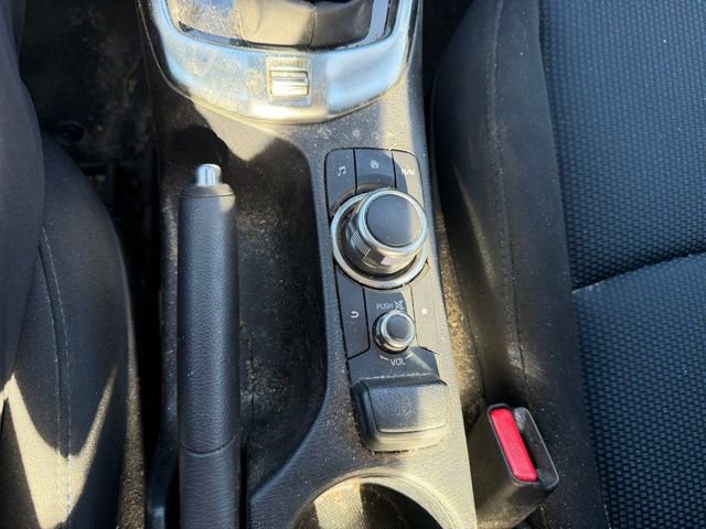 Used 2019 Toyota Yaris LE FWD image 19