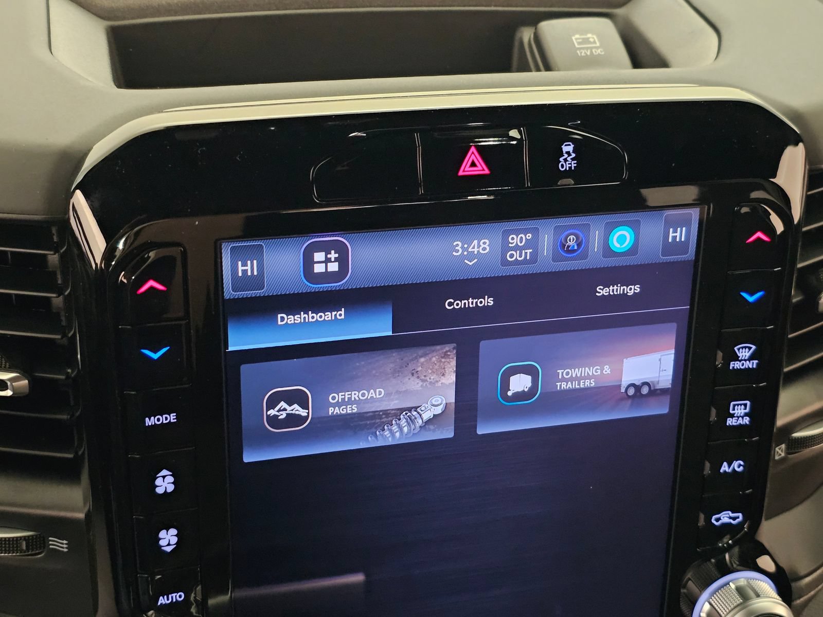 New 2026 RAM 3500 Tradesman AWD/4WD image 19