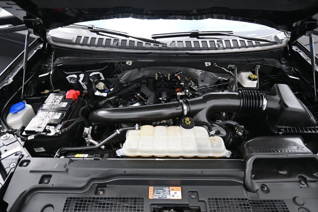 Used 2025 Ford Expedition Max Platinum AWD/4WD image 43