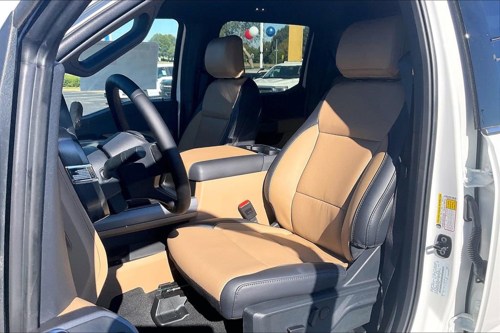 New 2026 Ford F250 Lariat w/ Lariat Ultimate Package image 9