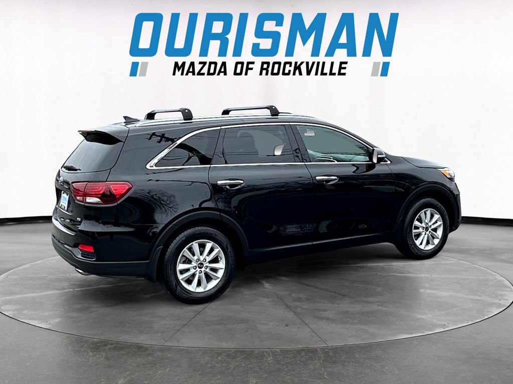 Used 2019 Kia Sorento LX w/ LX Convenience Package image 6