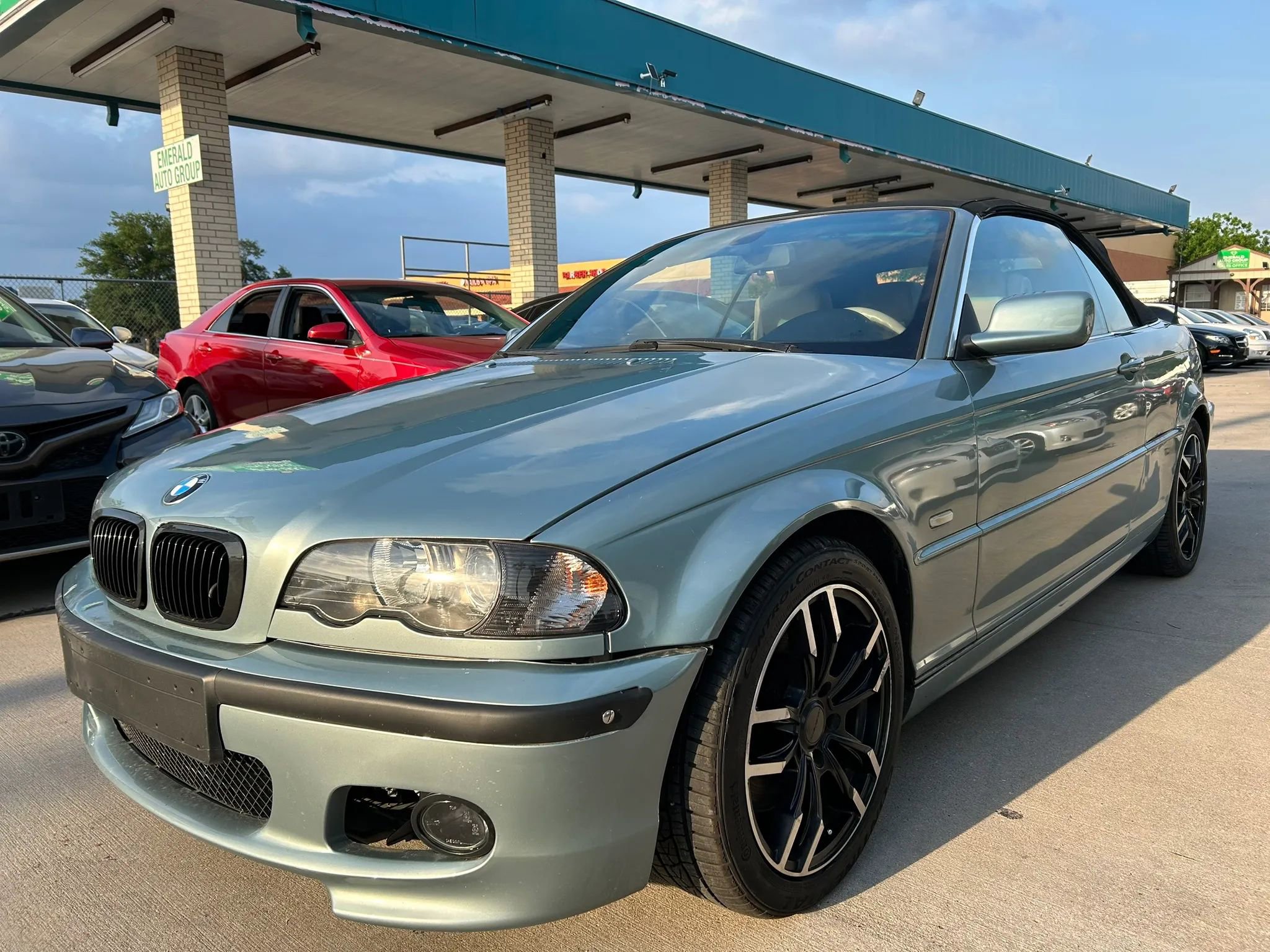 Used 2003 BMW 330Ci Convertible RWD image 1