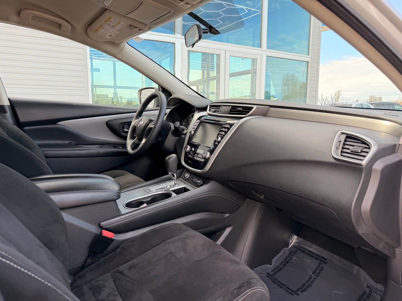 Used 2019 Nissan Murano S image 18