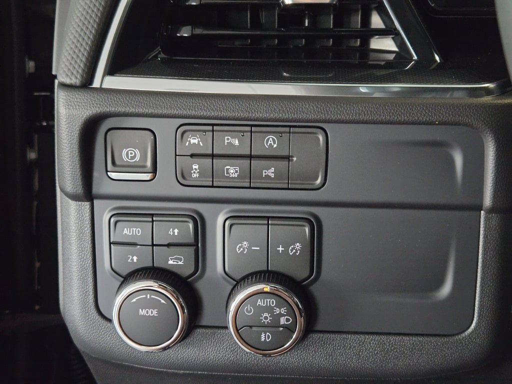 New 2026 Chevrolet Tahoe RST w/ Comfort Package AWD/4WD image 30