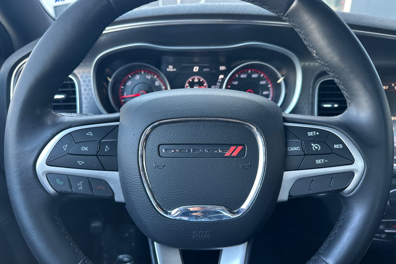 Used 2016 Dodge Charger SXT RWD image 21