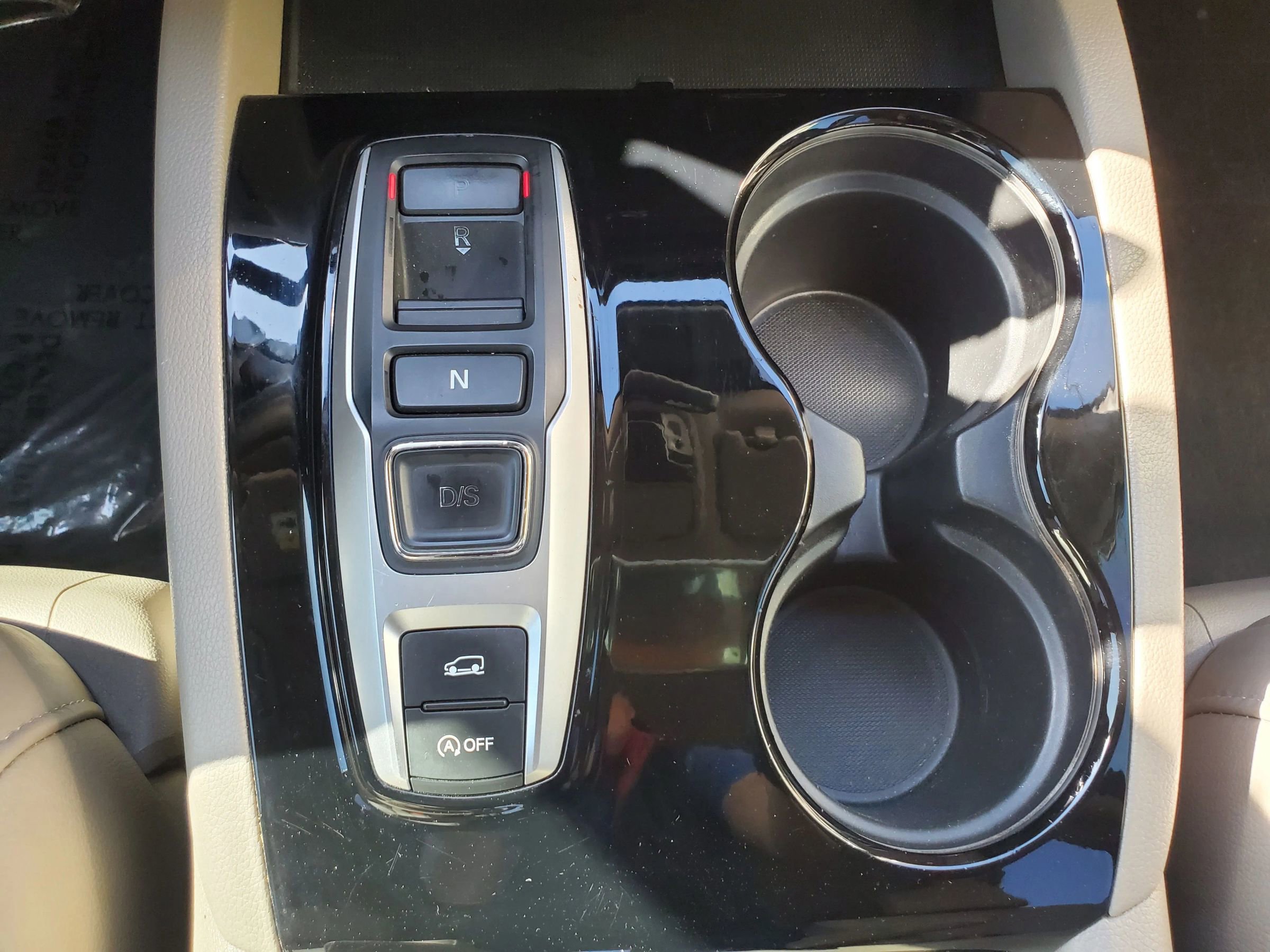 Used 2017 Honda Pilot Elite image 44