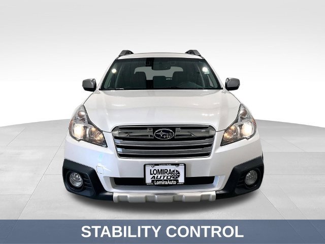 Used 2014 Subaru Outback 2.5i Limited AWD/4WD image 3