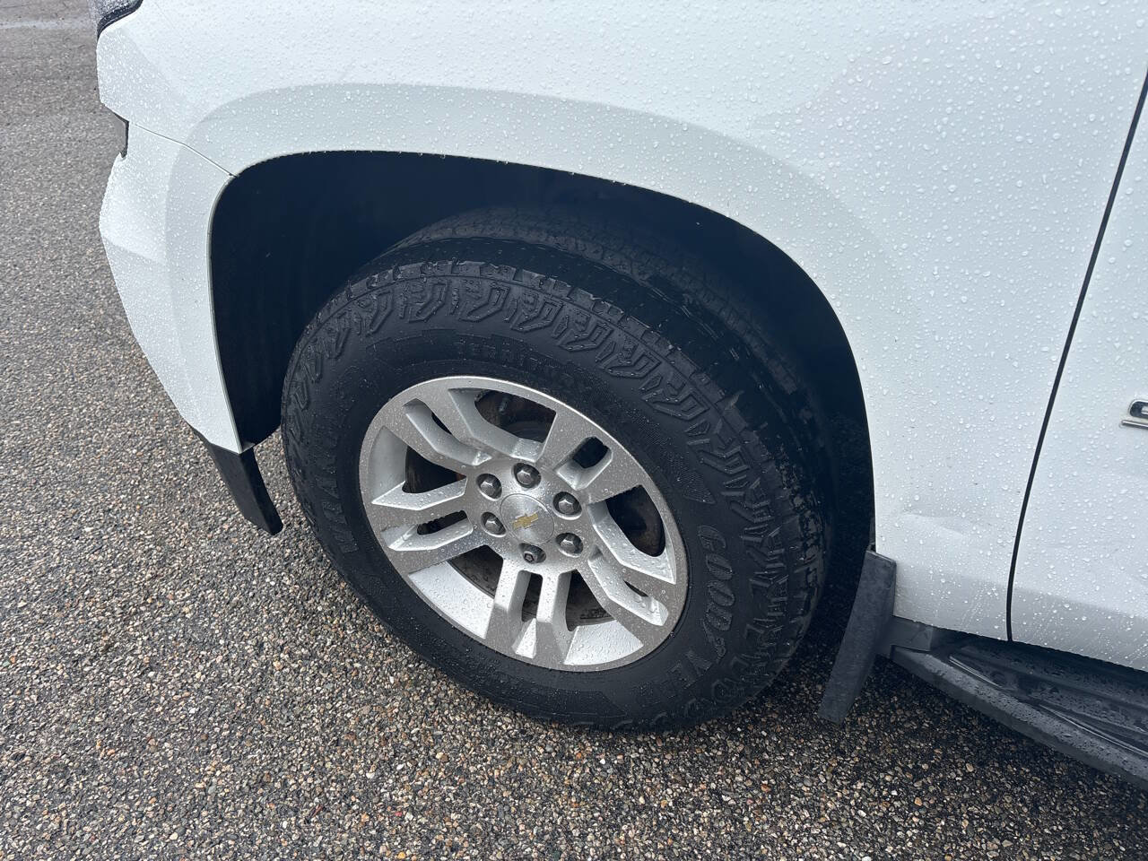 Used 2016 Chevrolet Suburban LT AWD/4WD image 10