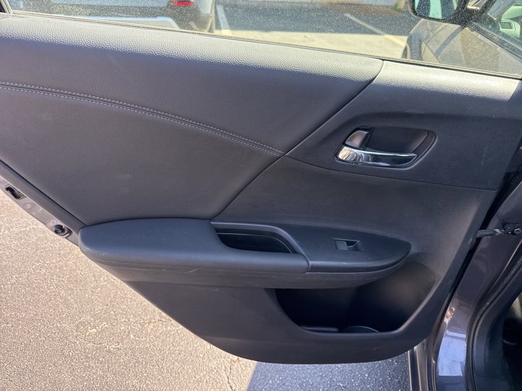 Used 2014 Honda Accord Sport image 13