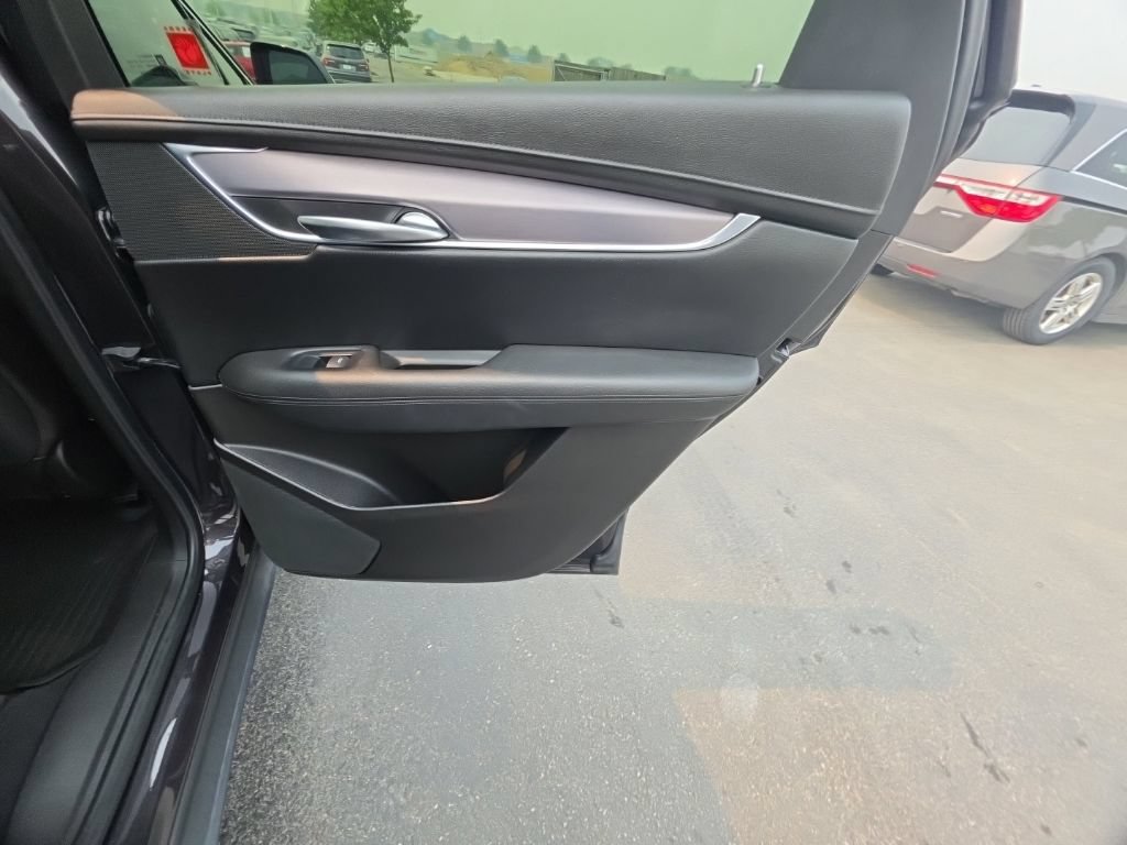 Used 2019 Cadillac XT5 Luxury FWD image 30