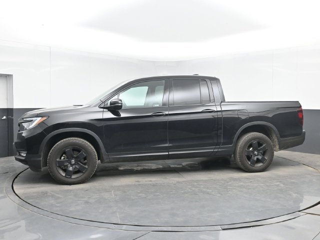 Used 2025 Honda Ridgeline Black Edition image 6