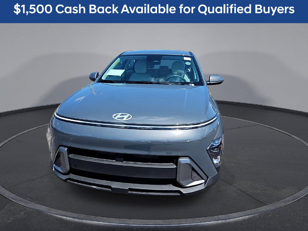 New 2027 Hyundai Kona SE FWD image 3