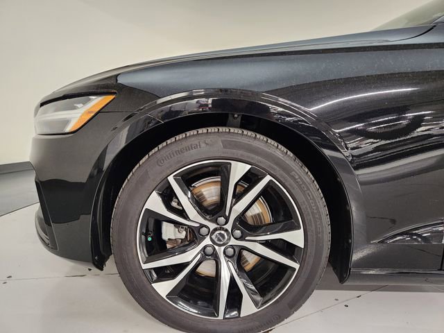 Used 2024 Volvo S60 B5 Core image 11