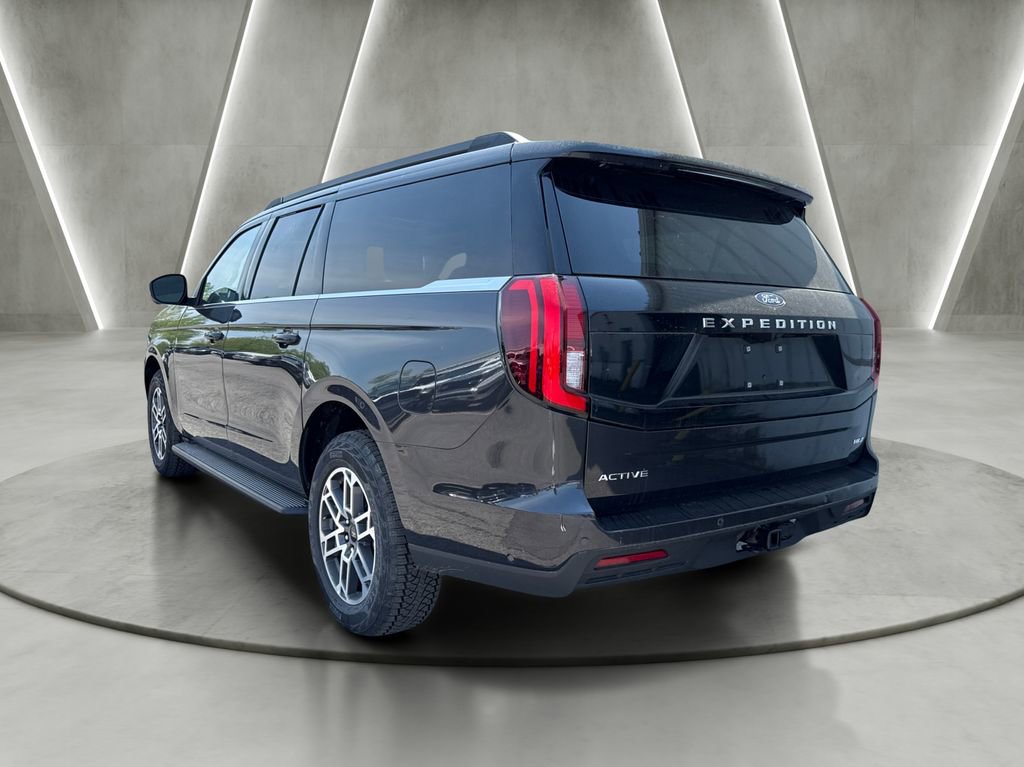Used 2025 Ford Expedition Max Active AWD/4WD image 5