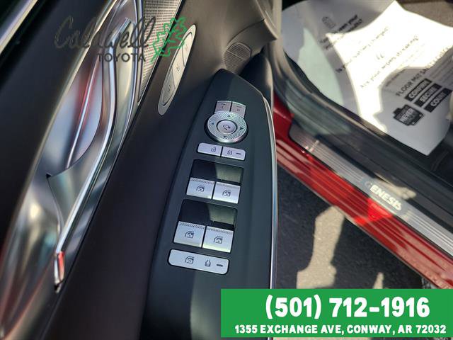 Used 2025 Genesis GV70 3.5T Sport w/ Sport Advanced Package image 11