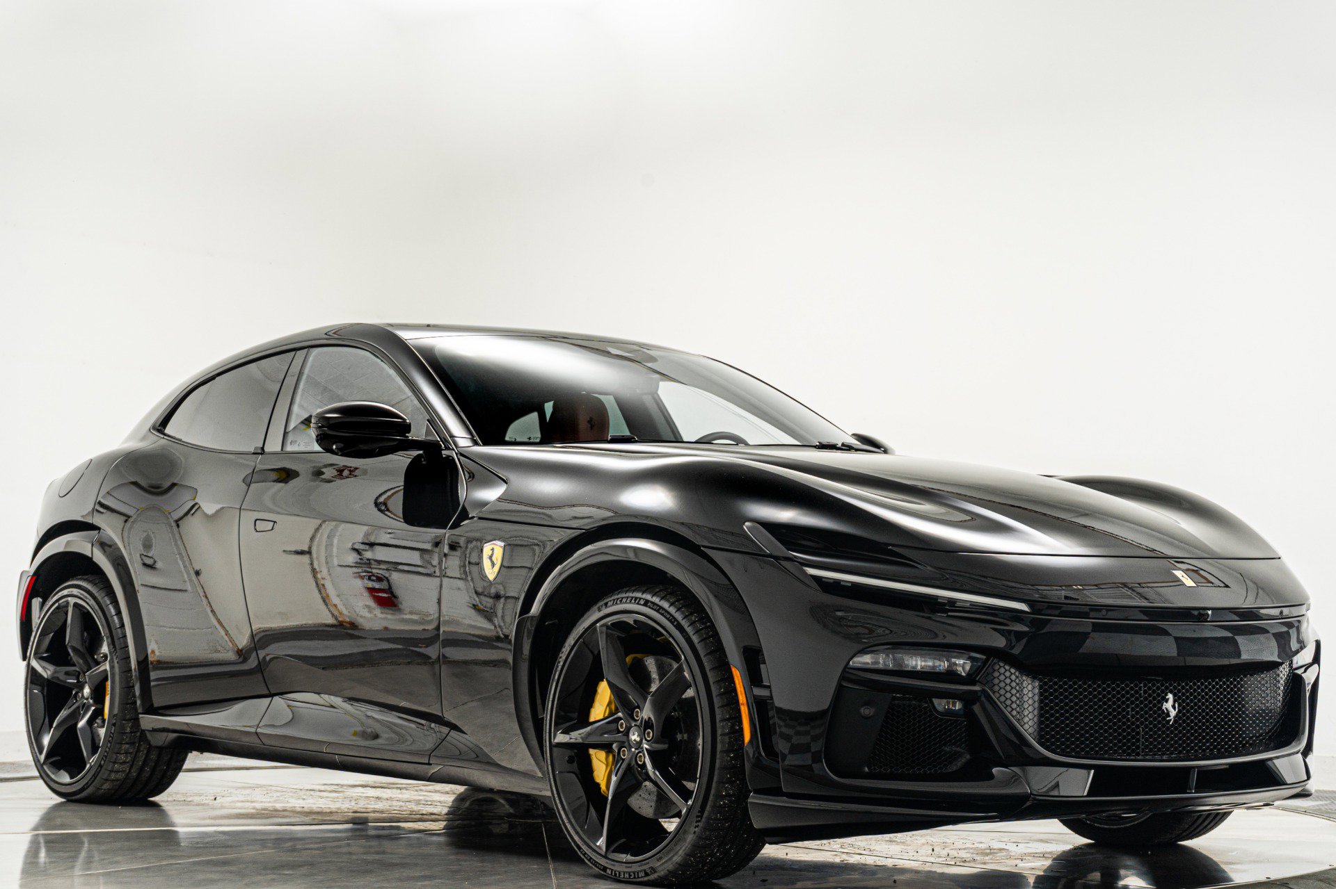 Used 2025 Ferrari Purosangue image 32