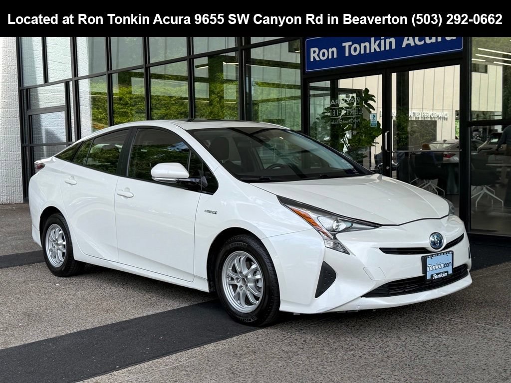 Used 2016 Toyota Prius Three w/ Advanced Technology Package