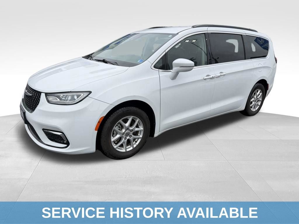 Used 2022 Chrysler Pacifica Touring-L FWD image 3