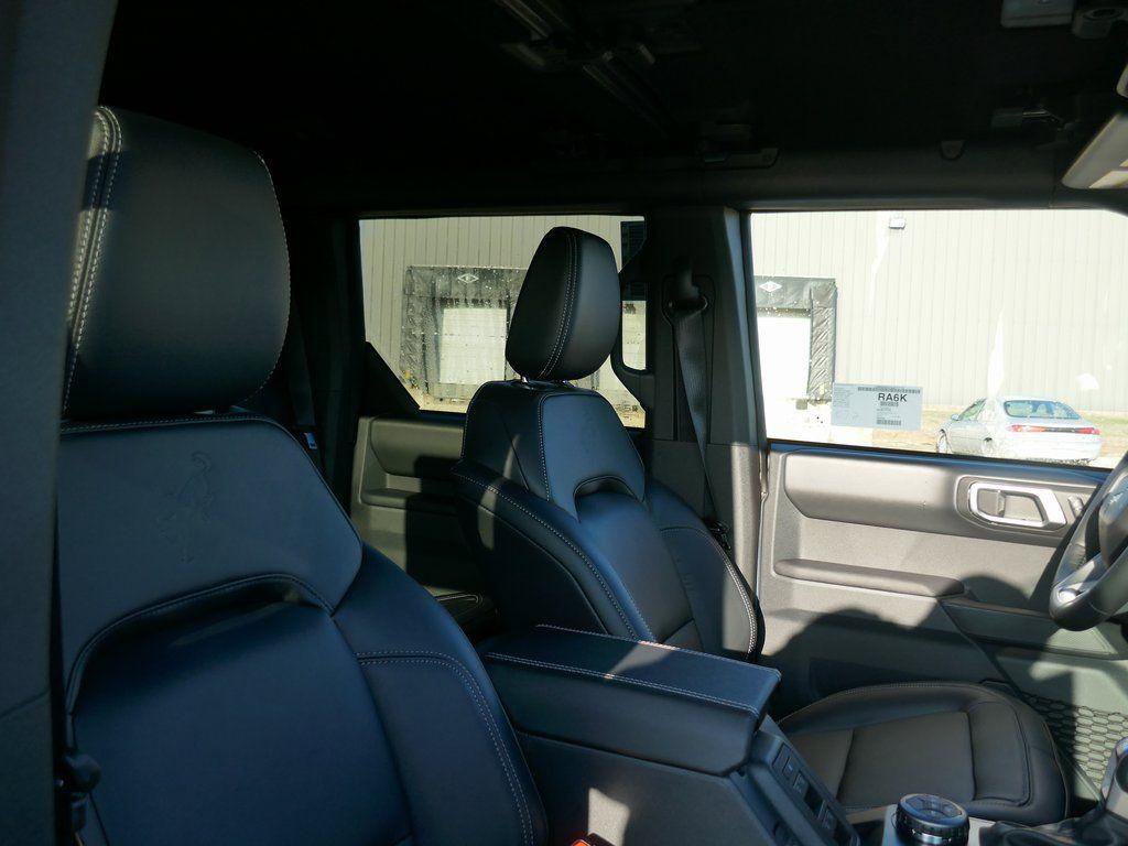 New 2025 Ford Bronco Outer Banks image 10