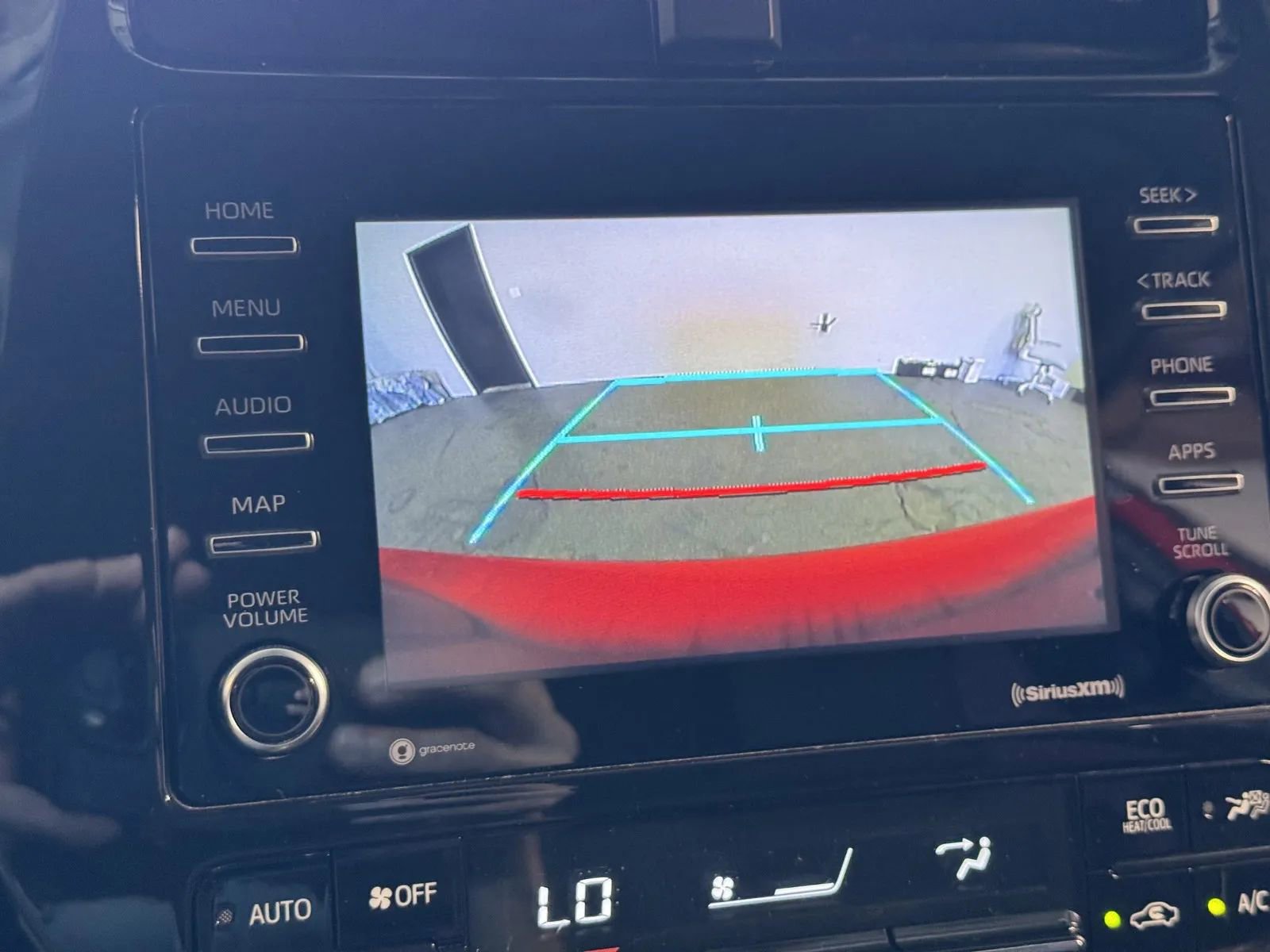 Used 2022 Toyota Prius L Eco FWD image 13