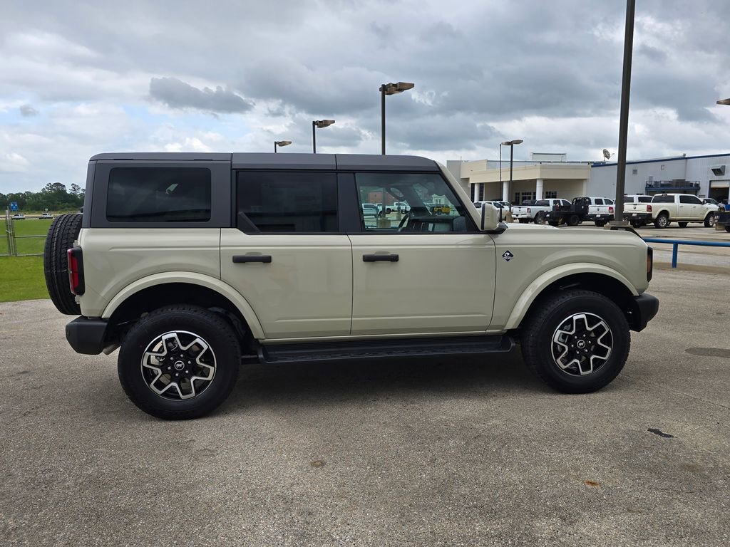New 2026 Ford Bronco Outer Banks image 6