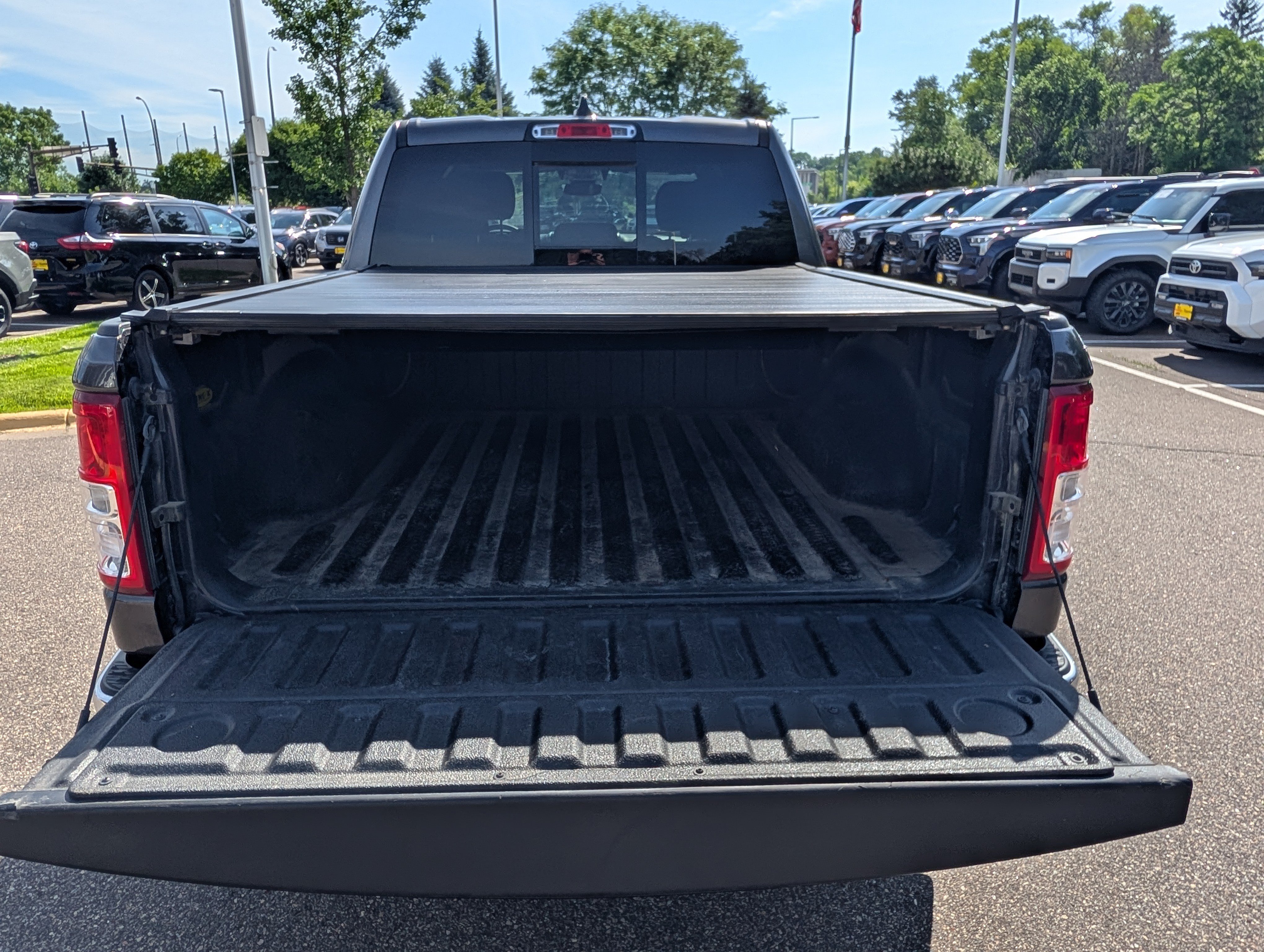 Used 2021 RAM 1500 Big Horn AWD/4WD image 18