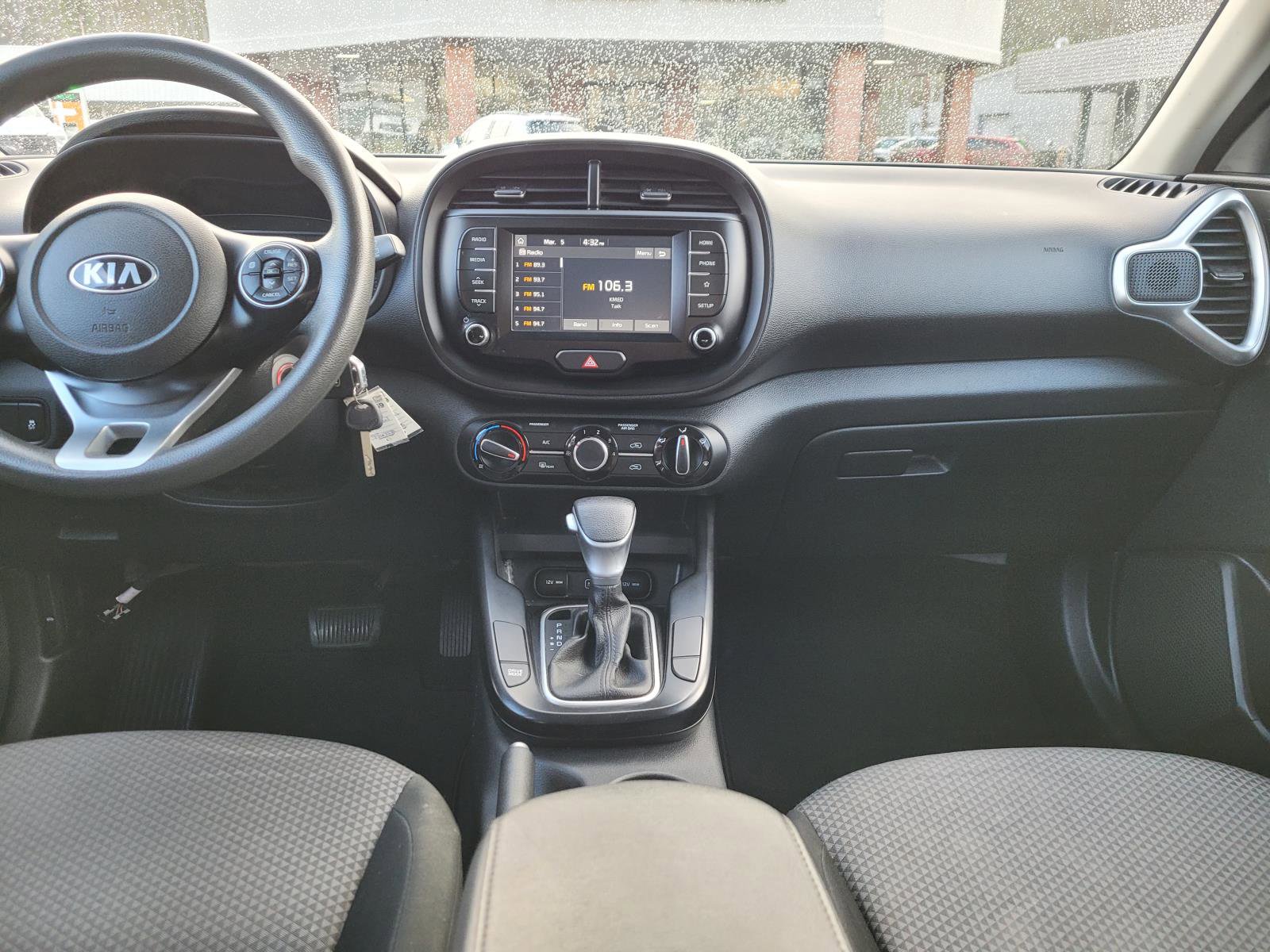 Used 2021 Kia Soul LX image 15