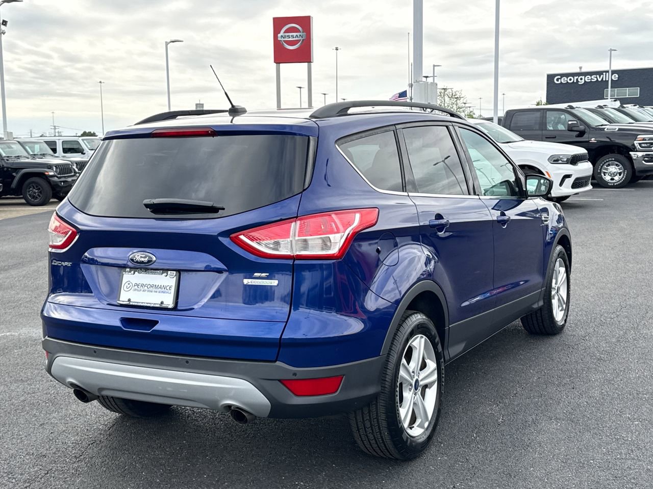 Used 2014 Ford Escape SE w/ Equipment Group 201A image 3