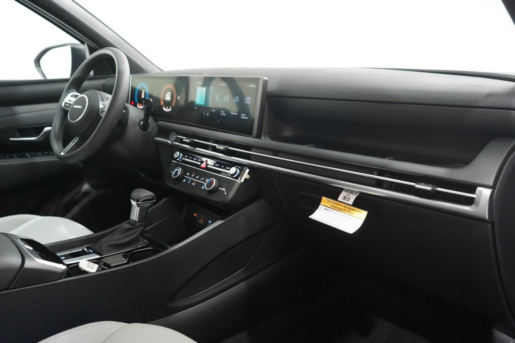 New 2027 Hyundai Santa Cruz SE AWD/4WD image 16