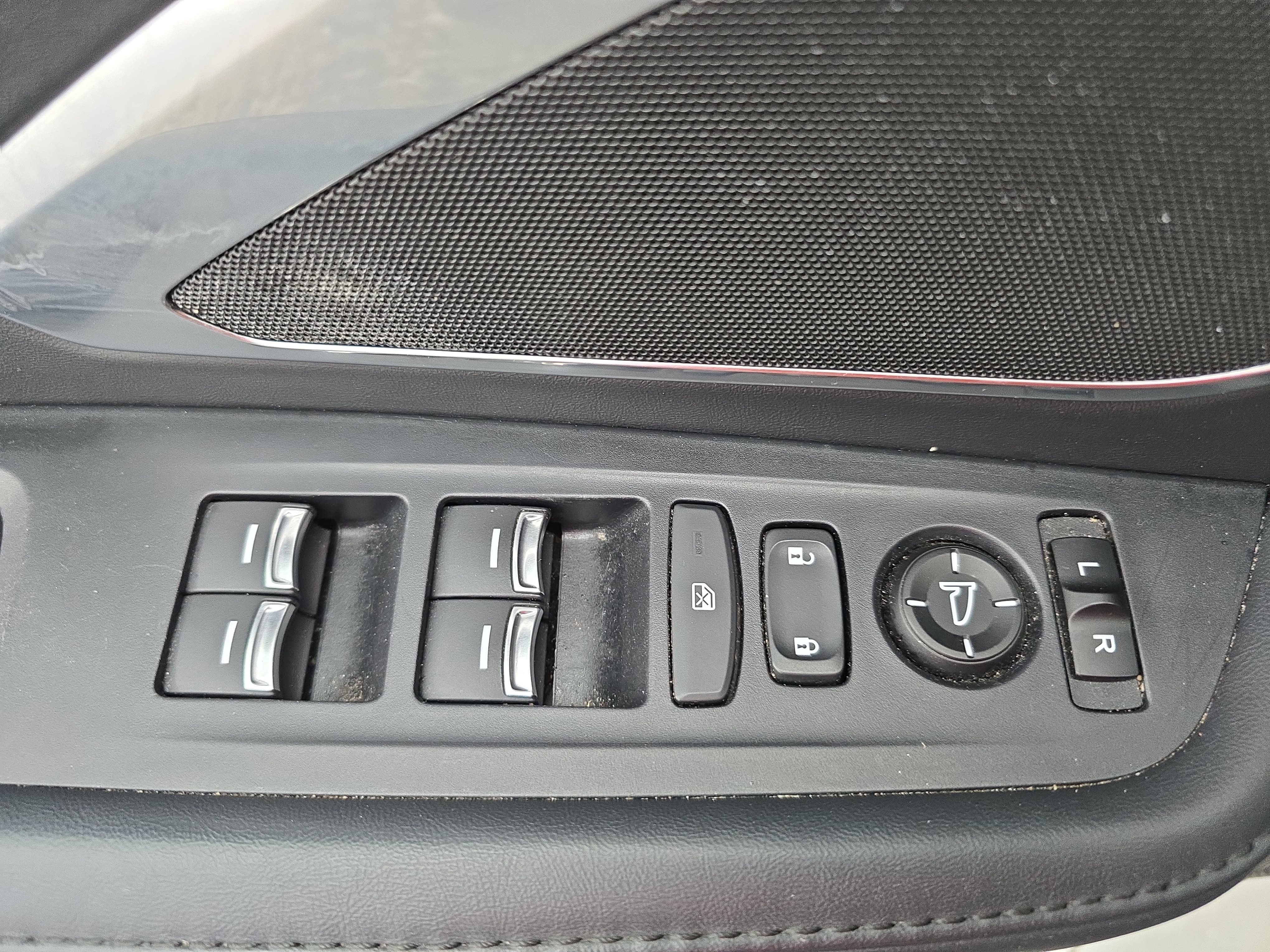 Used 2019 Acura RDX FWD image 28