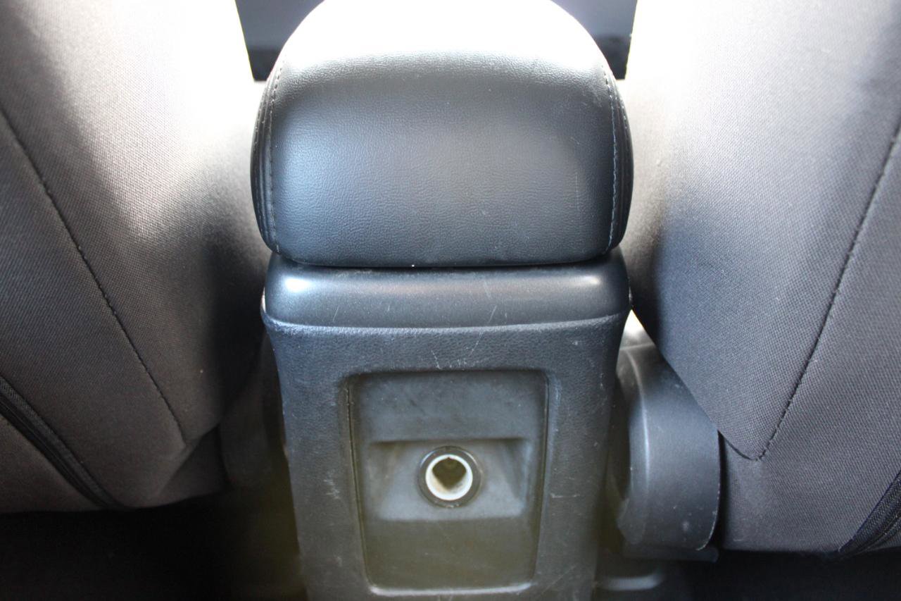 Used 2013 Dodge Journey American Value Package w/ Flexible Seating Group image 37
