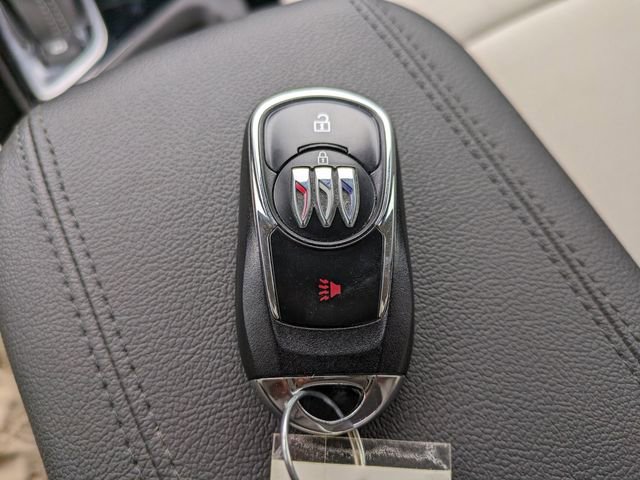 Used 2024 Buick Encore GX Preferred FWD image 30