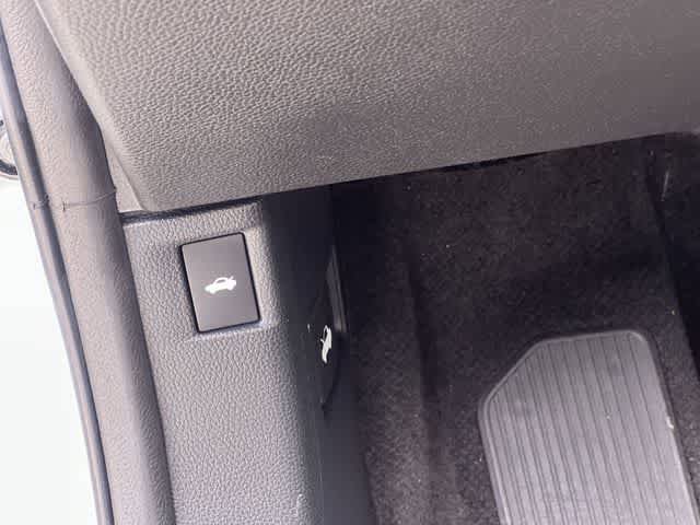 Certified 2023 Honda Accord EX image 29