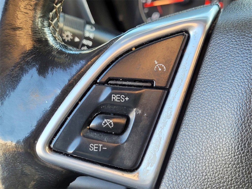 Used 2021 Chevrolet Camaro LS image 21