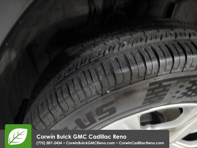 Used 2019 Toyota RAV4 XLE w/ Carpet Mat Package AWD/4WD image 44