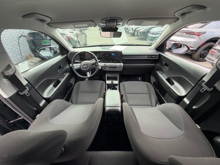Used 2024 Hyundai Kona SEL FWD image 19