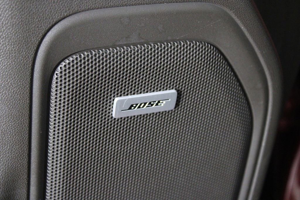 Used 2020 GMC Sierra 1500 SLT w/ SLT Premium Plus Package image 14