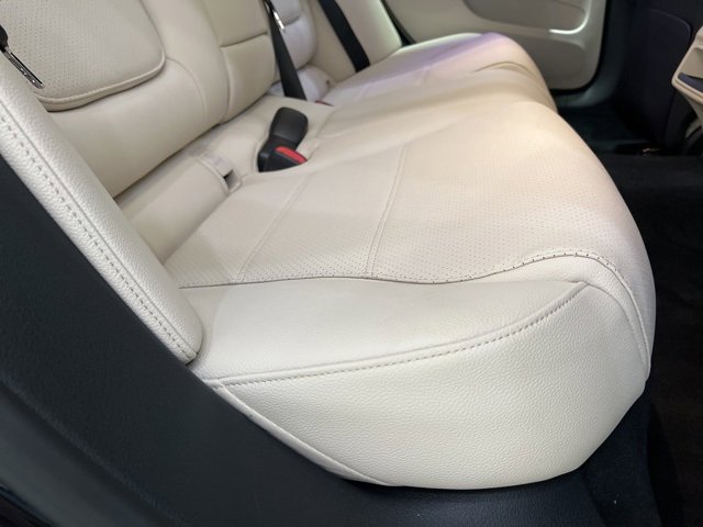 Used 2025 Mercedes-Benz C 300 4MATIC Sedan image 55