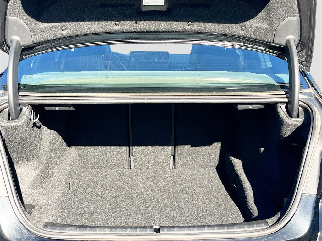 Used 2023 BMW 540i w/ M Sport Package image 28