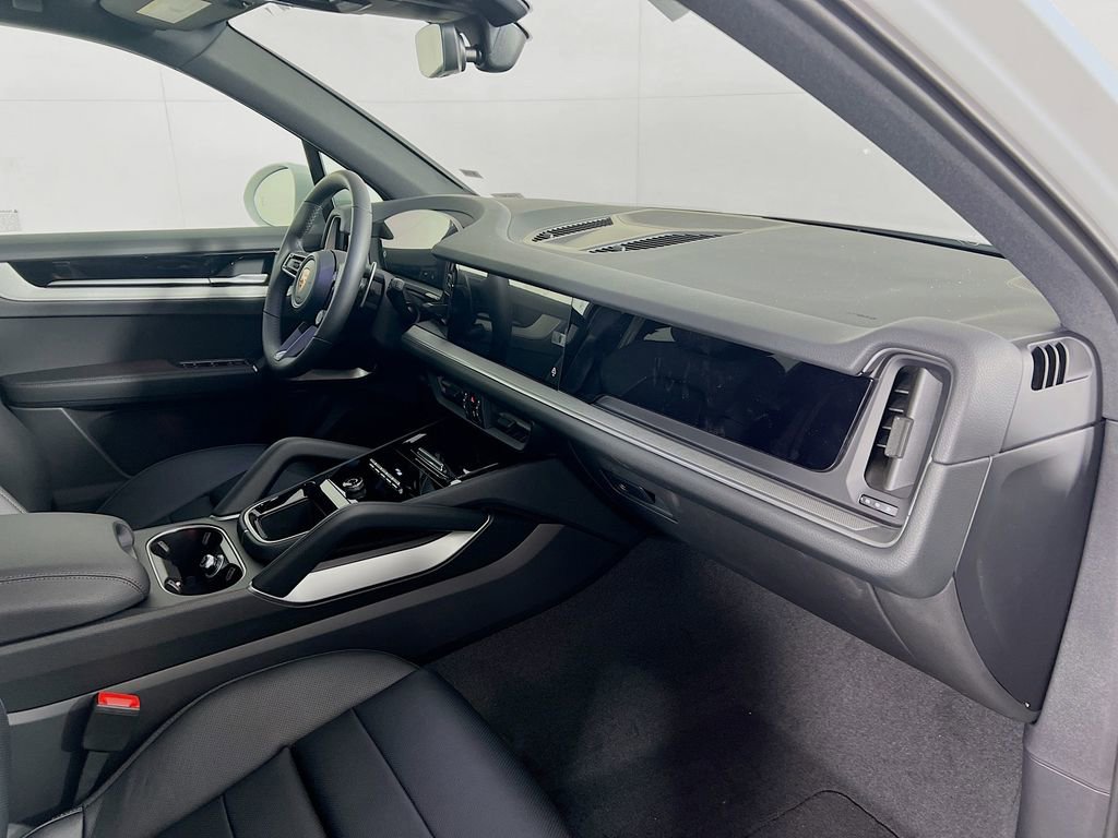 New 2026 Porsche Cayenne image 31