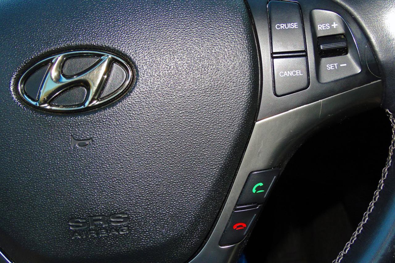 Used 2013 Hyundai Genesis 3.8 image 21