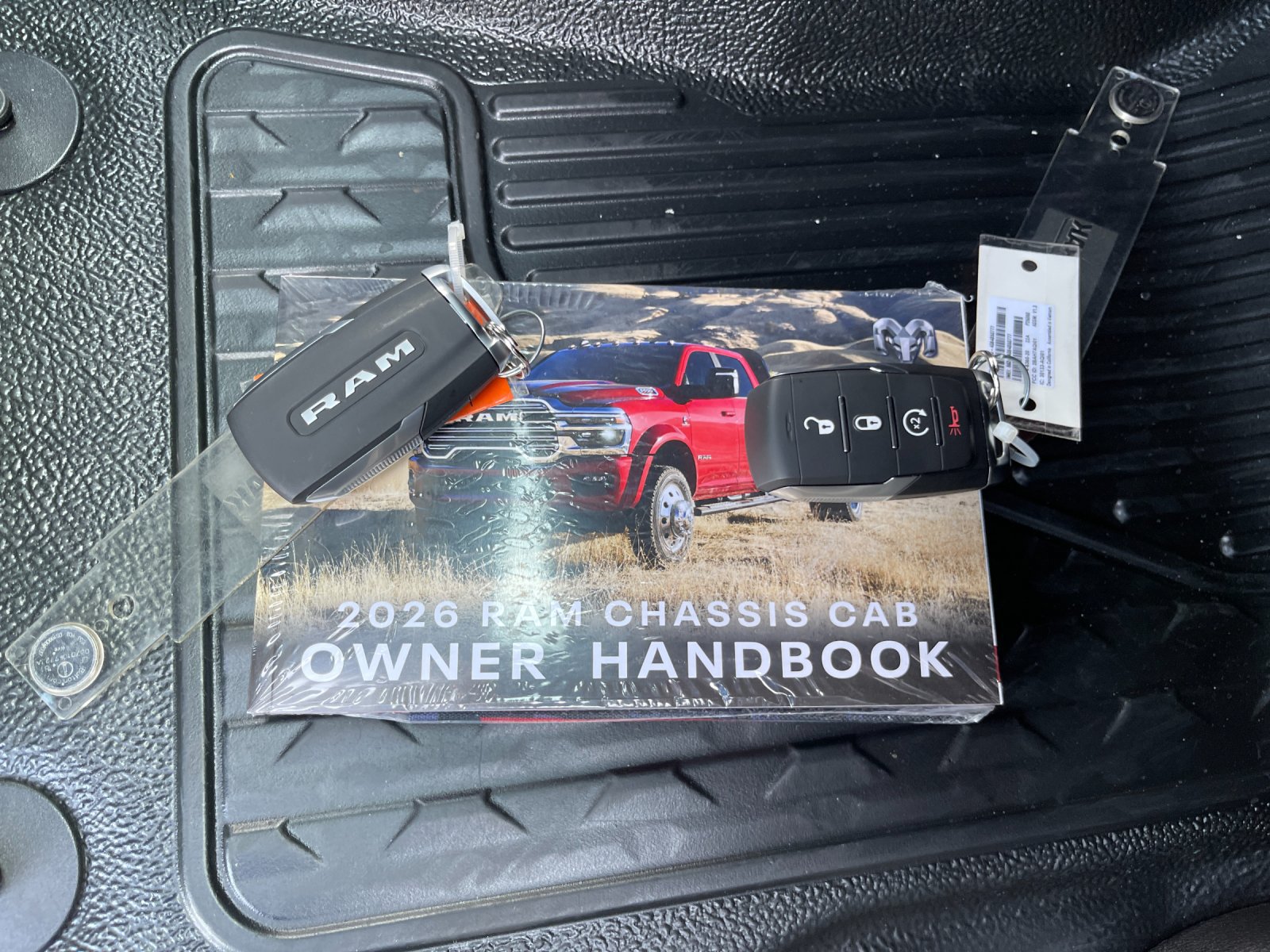 New 2026 RAM 3500 Big Horn AWD/4WD image 9