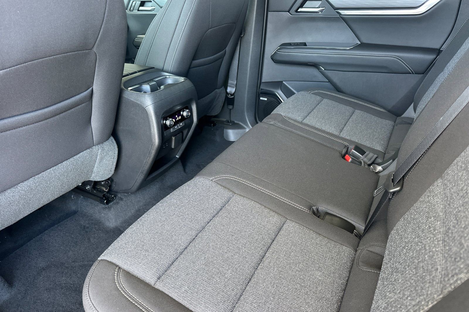 New 2026 GMC Acadia Elevation AWD/4WD image 10