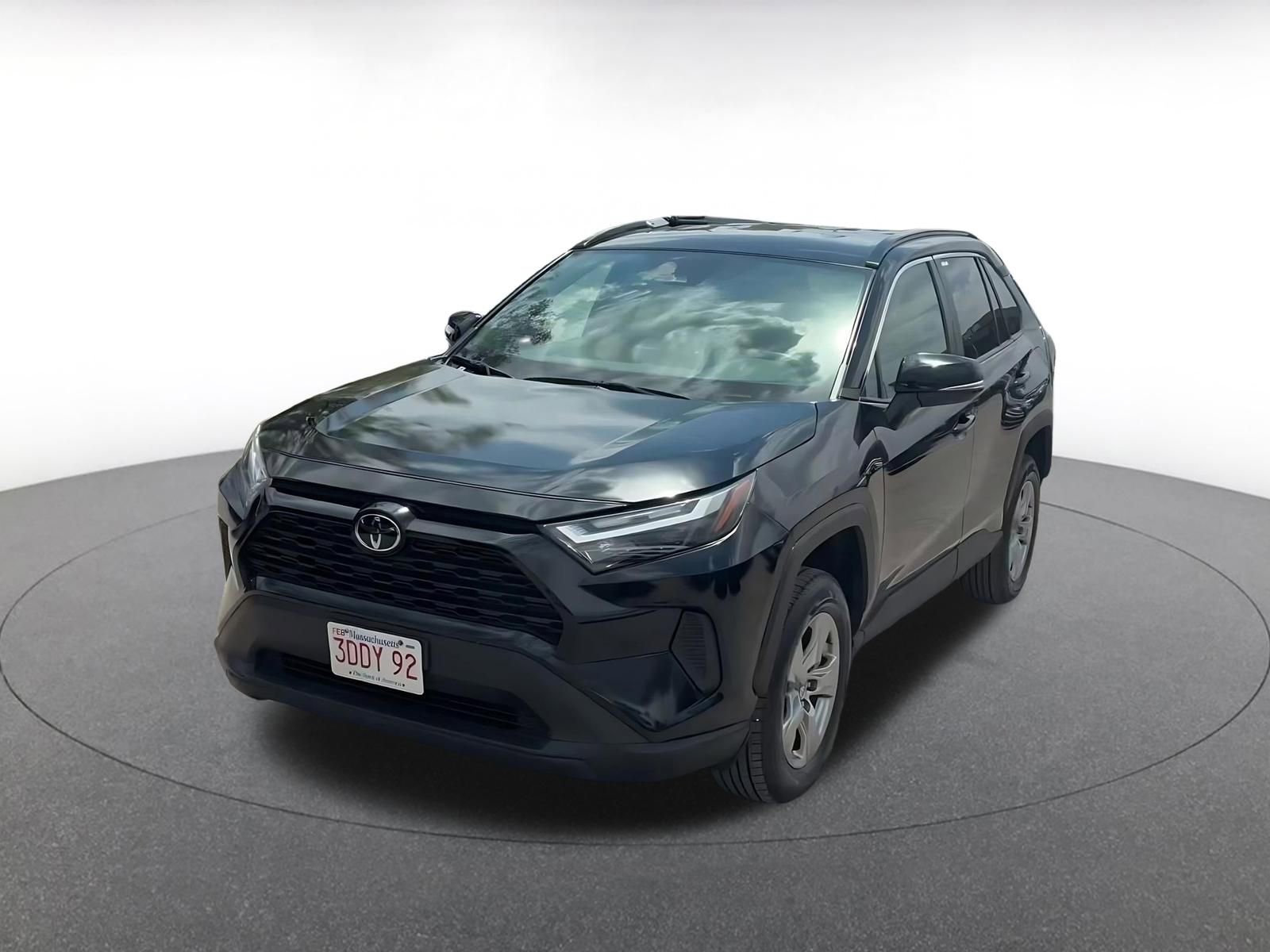 Used 2024 Toyota RAV4 XLE w/ Weather Package AWD/4WD image 7